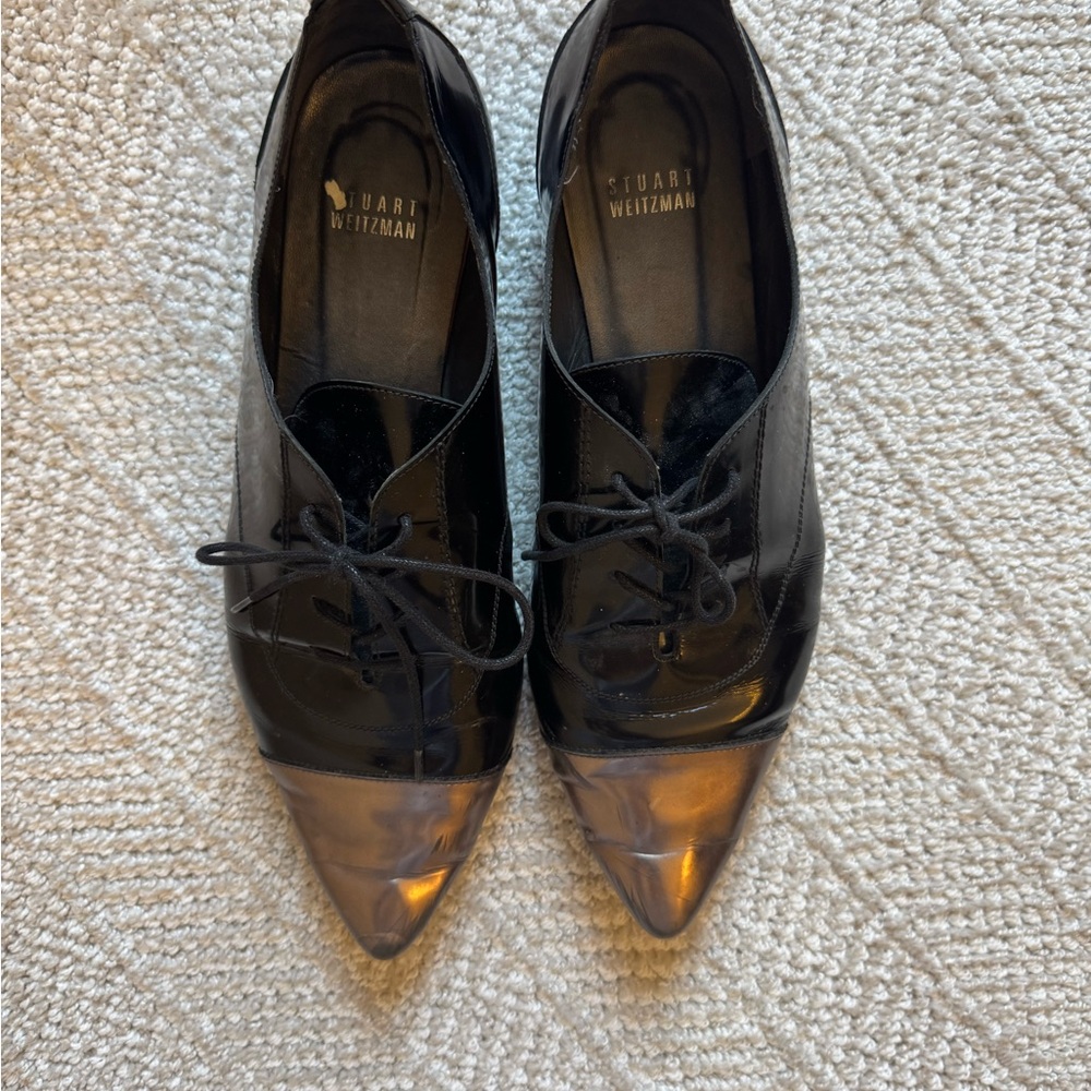 Stuart Weitzman Black Leather Pointed Oxford with Metallic Gold Cap Toe